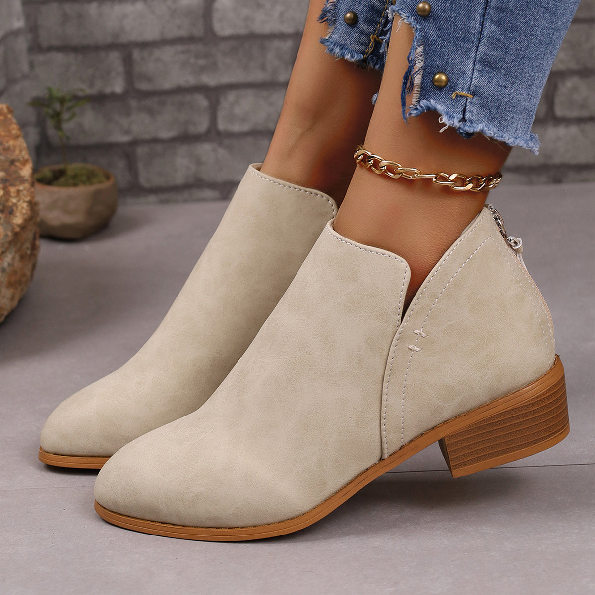 Pointed Toe Ankle Boots With V-cut Design