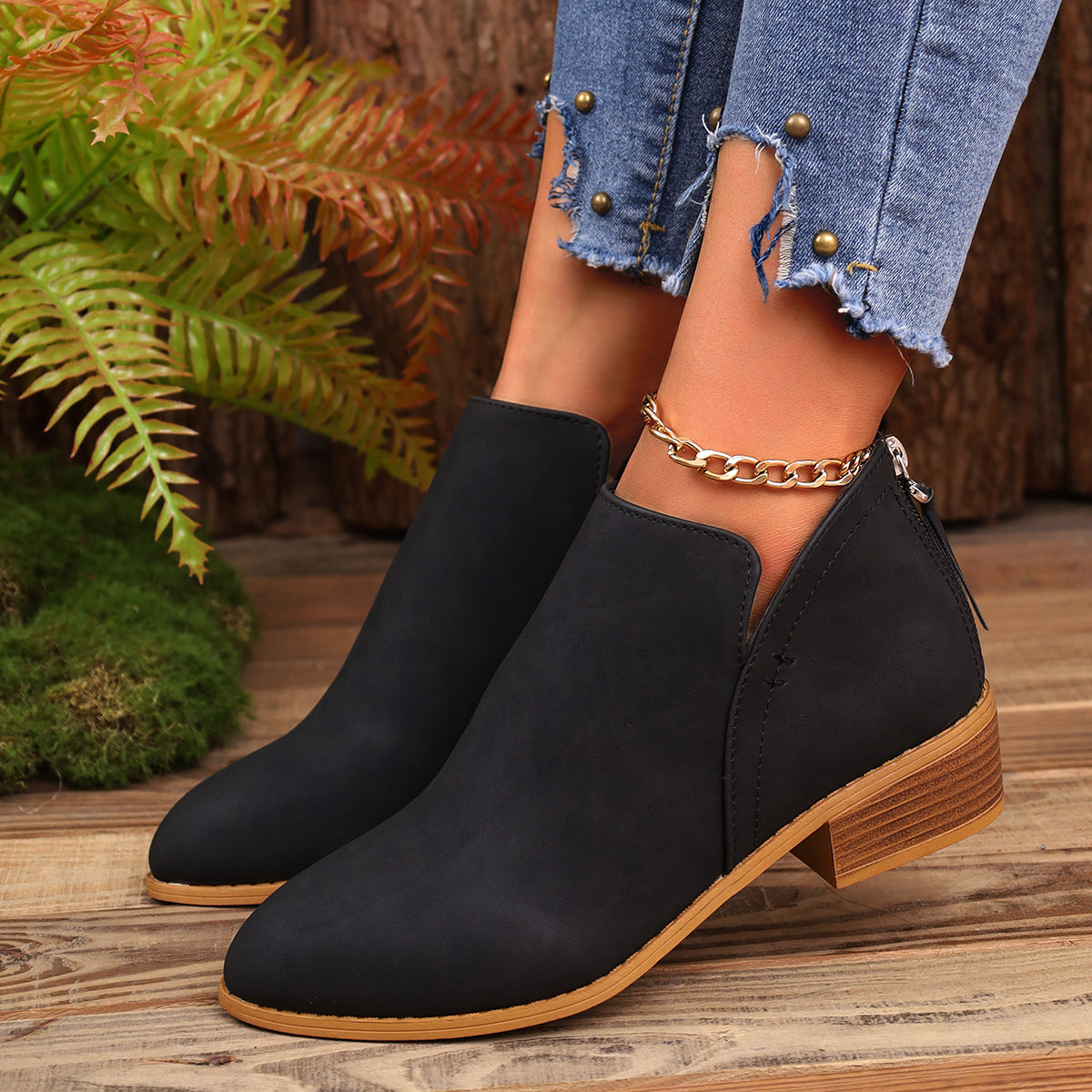 Pointed Toe Ankle Boots With V-cut Design